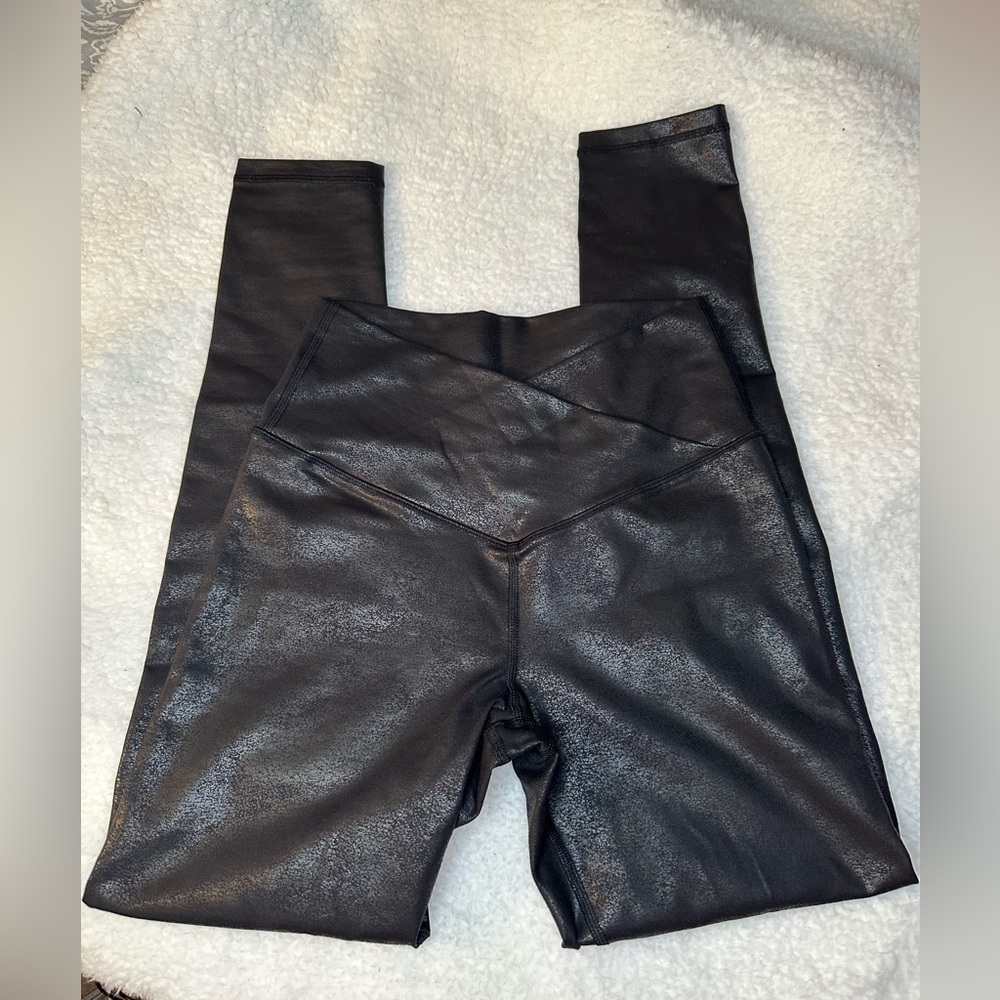 Offline by Aerie High Rise Faux Leather Leggings Black Women's M
